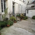 Charming Parisian Apartment With Air Conditioning - Climatisation & 2 Bedrooms - Batignolles Paris