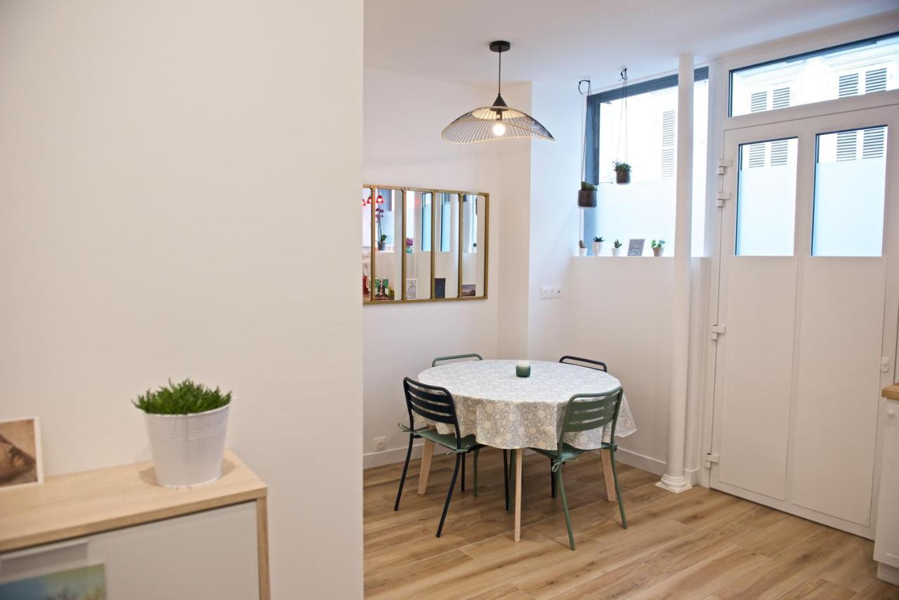 Charming Parisian With Air Conditioning - Climatisation & 2 Bedrooms - Batignolles Parigi